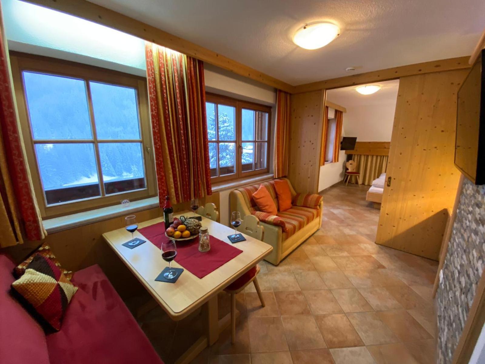 Hotel Garni Gafluna Sankt Anton am Arlberg Ngoại thất bức ảnh